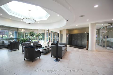 Photo 3 at 1512 - 30 Harrison Garden Boulevard, Willowdale East, Toronto