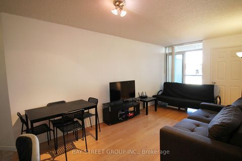 Photo 10 at 1512 - 30 Harrison Garden Boulevard, Willowdale East, Toronto Photo 10 at 1512 - 30 Harrison Garden Boulevard, Willowdale East, Toronto