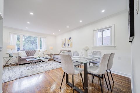 Photo 9 at 71 Vauxhall Drive, Dorset Park, Toronto