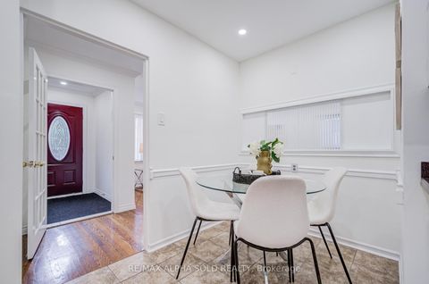 Photo 12 at 71 Vauxhall Drive, Dorset Park, Toronto