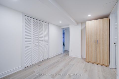 Photo 34 at 71 Vauxhall Drive, Dorset Park, Toronto