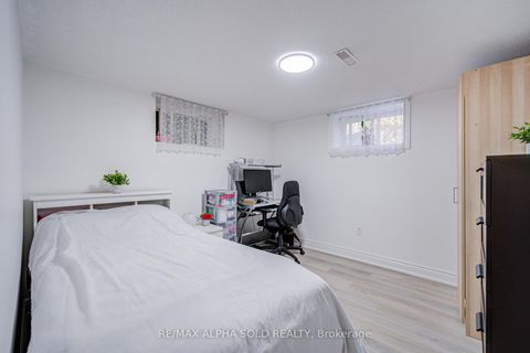 Photo 37 at 71 Vauxhall Drive, Dorset Park, Toronto