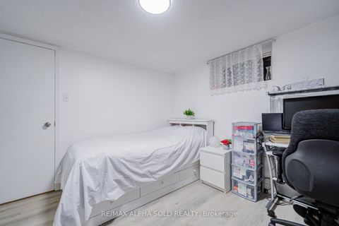 Photo 39 at 71 Vauxhall Drive, Dorset Park, Toronto