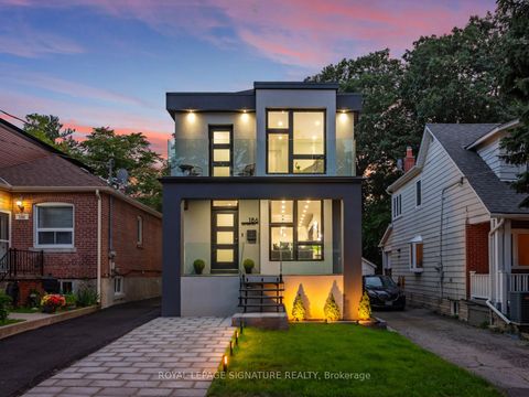 Photo 0 at 186 Oak Park Avenue, Lumsden, Toronto