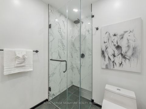 Photo 24 at 186 Oak Park Avenue, Lumsden, Toronto