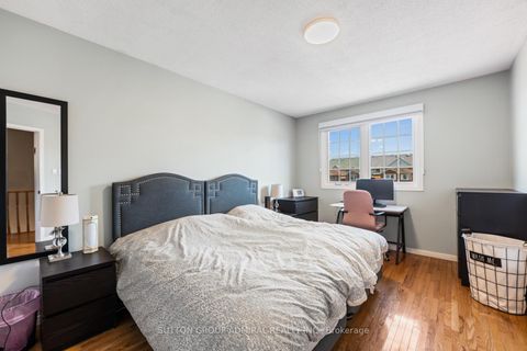 Photo 13 at 109 Whitney Place, Lakeview Estates, Vaughan