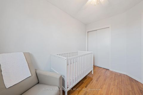 Photo 17 at 109 Whitney Place, Lakeview Estates, Vaughan