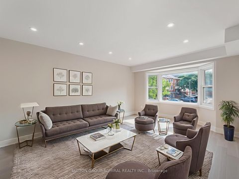 Photo 2 at 12 Tova Place, Beverley Glen, Vaughan