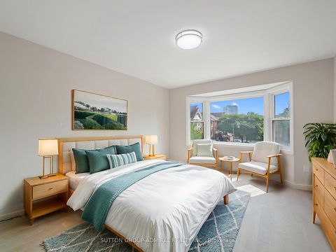 Photo 12 at 12 Tova Place, Beverley Glen, Vaughan Photo 12 at 12 Tova Place, Beverley Glen, Vaughan