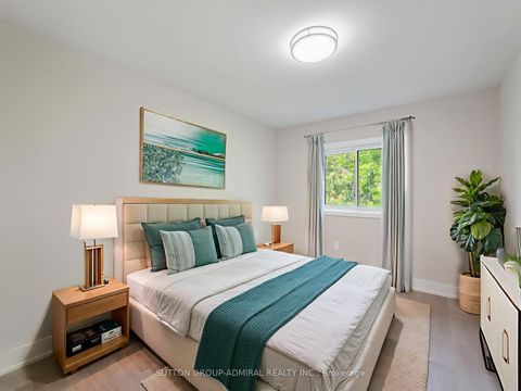 Photo 16 at 12 Tova Place, Beverley Glen, Vaughan Photo 16 at 12 Tova Place, Beverley Glen, Vaughan