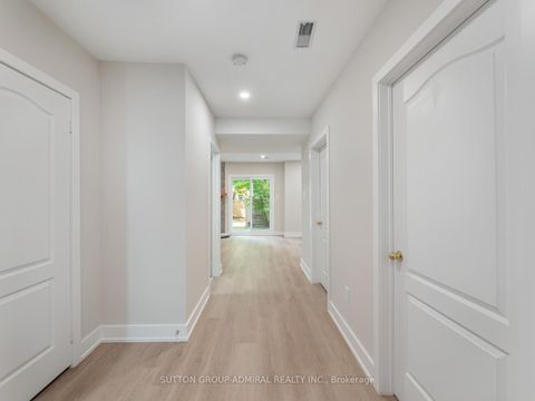 Photo 21 at 12 Tova Place, Beverley Glen, Vaughan Photo 21 at 12 Tova Place, Beverley Glen, Vaughan