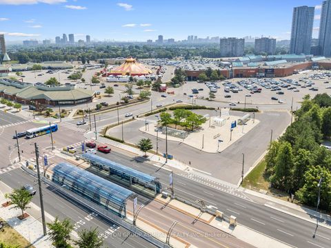 Photo 43 at 12 Tova Place, Beverley Glen, Vaughan Photo 43 at 12 Tova Place, Beverley Glen, Vaughan