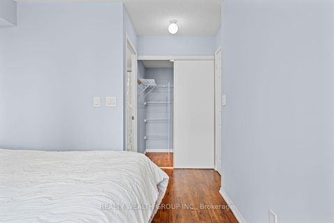 Photo 17 at 513 - 5940 Yonge Street, Newtonbrook West, Toronto
