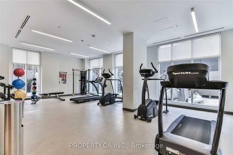 Photo 13 at 404 - 68 Merton Street, Mount Pleasant West, Toronto