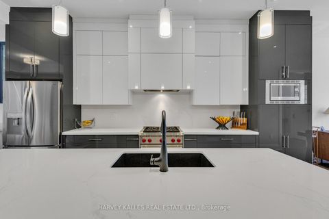 Photo 11 at 1256 Avenue Road, Lawrence Park South, Toronto