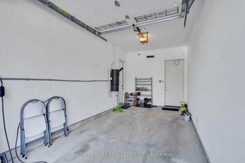 Photo 20 at 1256 Avenue Road, Lawrence Park South, Toronto