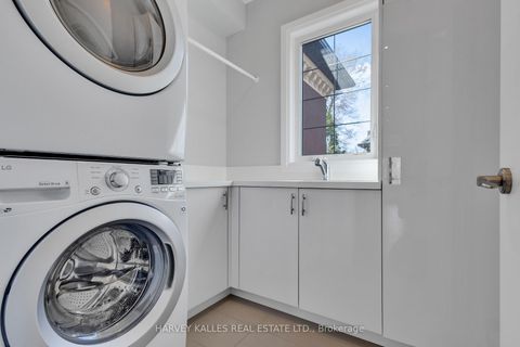 Photo 36 at 1256 Avenue Road, Lawrence Park South, Toronto