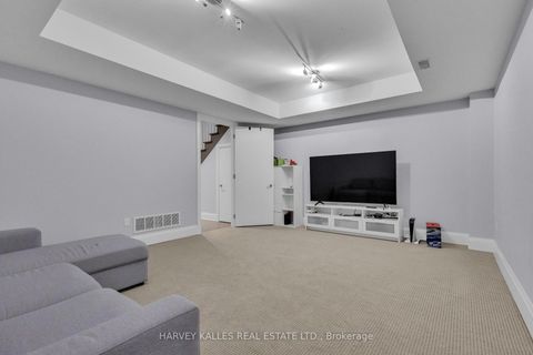 Photo 45 at 1256 Avenue Road, Lawrence Park South, Toronto