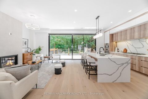 Photo 12 at 78 South Kingsway, Swansea, Toronto