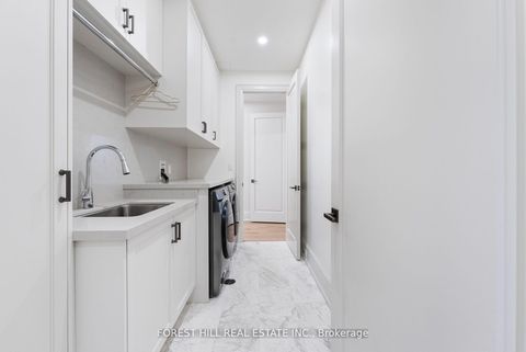 Photo 14 at 602 - 128 Hazelton Avenue, Annex, Toronto