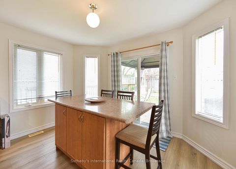 Photo 13 at 13 Burke Drive, West Bayfield, Barrie Photo 13 at 13 Burke Drive, West Bayfield, Barrie