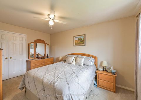 Photo 23 at 13 Burke Drive, West Bayfield, Barrie