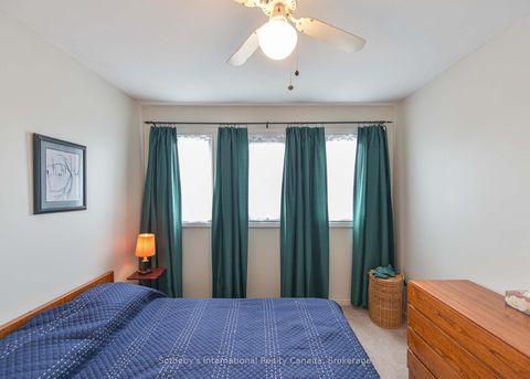 Photo 26 at 13 Burke Drive, West Bayfield, Barrie