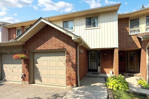 Photo 1 at 24 - 34 Dundalk Drive, Dorset Park, Toronto
