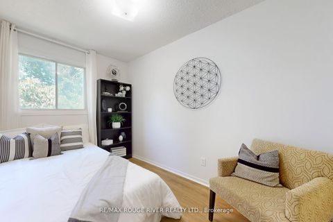 Photo 2 at 24 - 34 Dundalk Drive, Dorset Park, Toronto