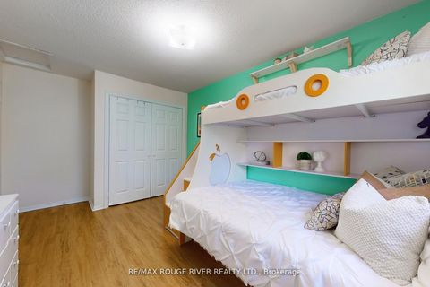 Photo 4 at 24 - 34 Dundalk Drive, Dorset Park, Toronto