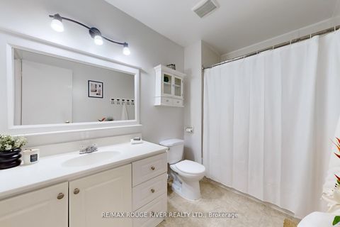 Photo 7 at 24 - 34 Dundalk Drive, Dorset Park, Toronto