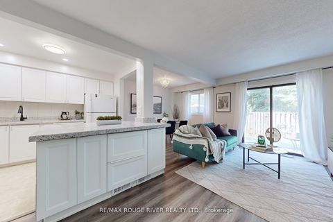 Photo 17 at 24 - 34 Dundalk Drive, Dorset Park, Toronto