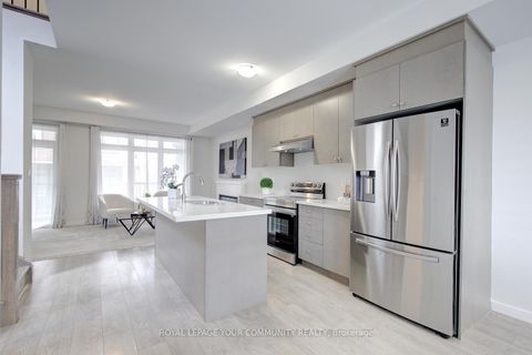 Photo 4 at 8 - 10270 Keele Street, Maple, Vaughan