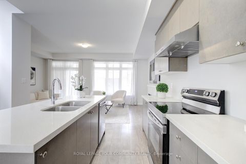 Photo 7 at 8 - 10270 Keele Street, Maple, Vaughan