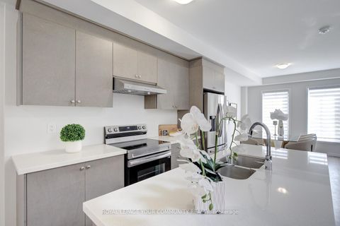 Photo 12 at 8 - 10270 Keele Street, Maple, Vaughan Photo 12 at 8 - 10270 Keele Street, Maple, Vaughan