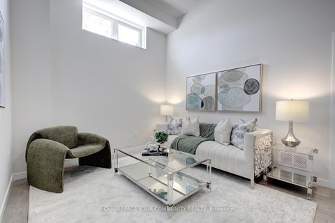 Photo 41 at 8 - 10270 Keele Street, Maple, Vaughan