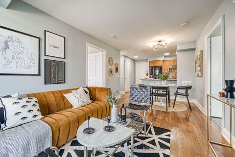 Photo 19 at 1025 - 25 Greenview Avenue, Newtonbrook West, Toronto
