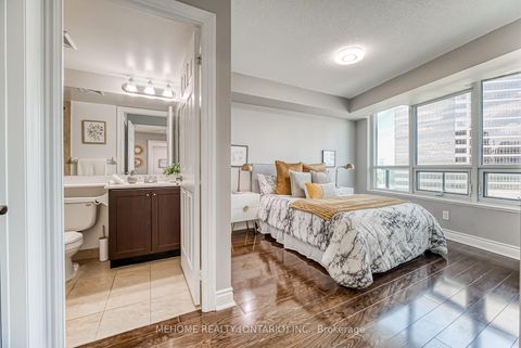 Photo 23 at 1025 - 25 Greenview Avenue, Newtonbrook West, Toronto