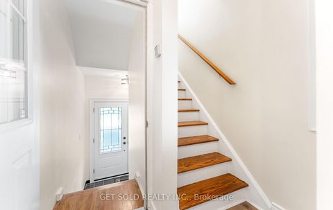 Photo 17 at 10 Dunboyne Court, Branson, Toronto