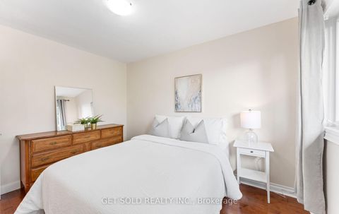 Photo 21 at 10 Dunboyne Court, Branson, Toronto