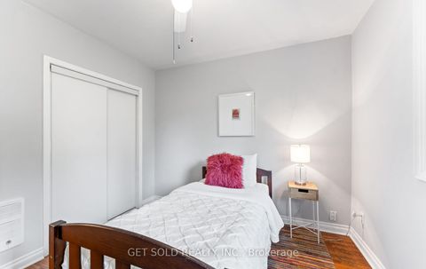 Photo 25 at 10 Dunboyne Court, Branson, Toronto