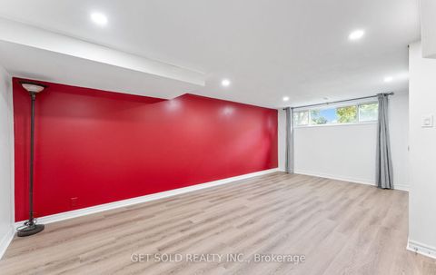 Photo 32 at 10 Dunboyne Court, Branson, Toronto
