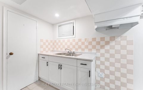 Photo 35 at 10 Dunboyne Court, Branson, Toronto
