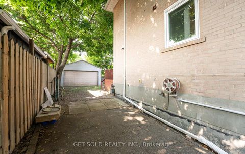 Photo 42 at 10 Dunboyne Court, Branson, Toronto