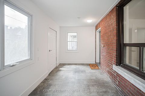 Photo 4 at 136 Mavety Street, Junction Area, Toronto