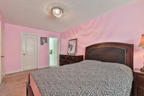 Photo 12 at 72 Addison Street W, North Richvale, Richmond Hill