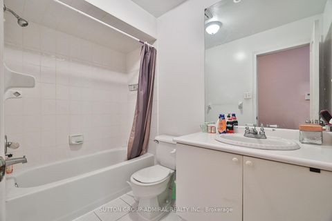 Photo 18 at 72 Addison Street W, North Richvale, Richmond Hill