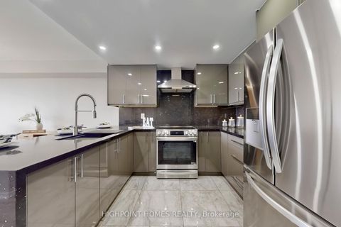 Photo 12 at #714 - 175 Cedar Avenue, Harding, Richmond Hill