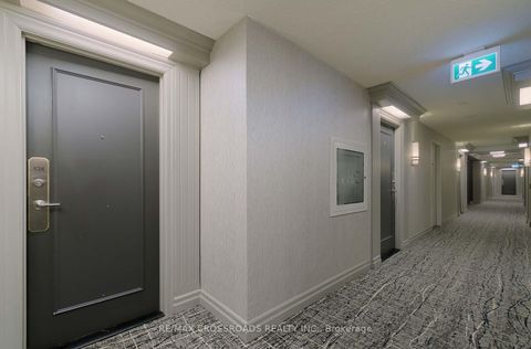 Photo 5 at 528 - 5233 Dundas Street W, City Centre West, Toronto