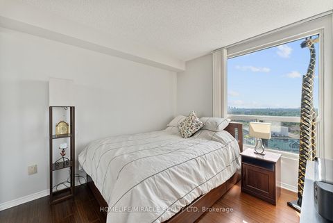 Photo 19 at 2009 - 7 Concorde Place, Don Mills, Toronto